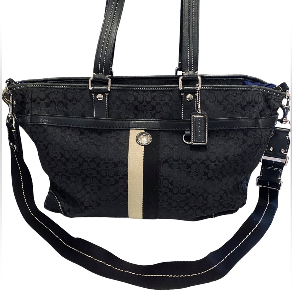 Coach Voyager Bag